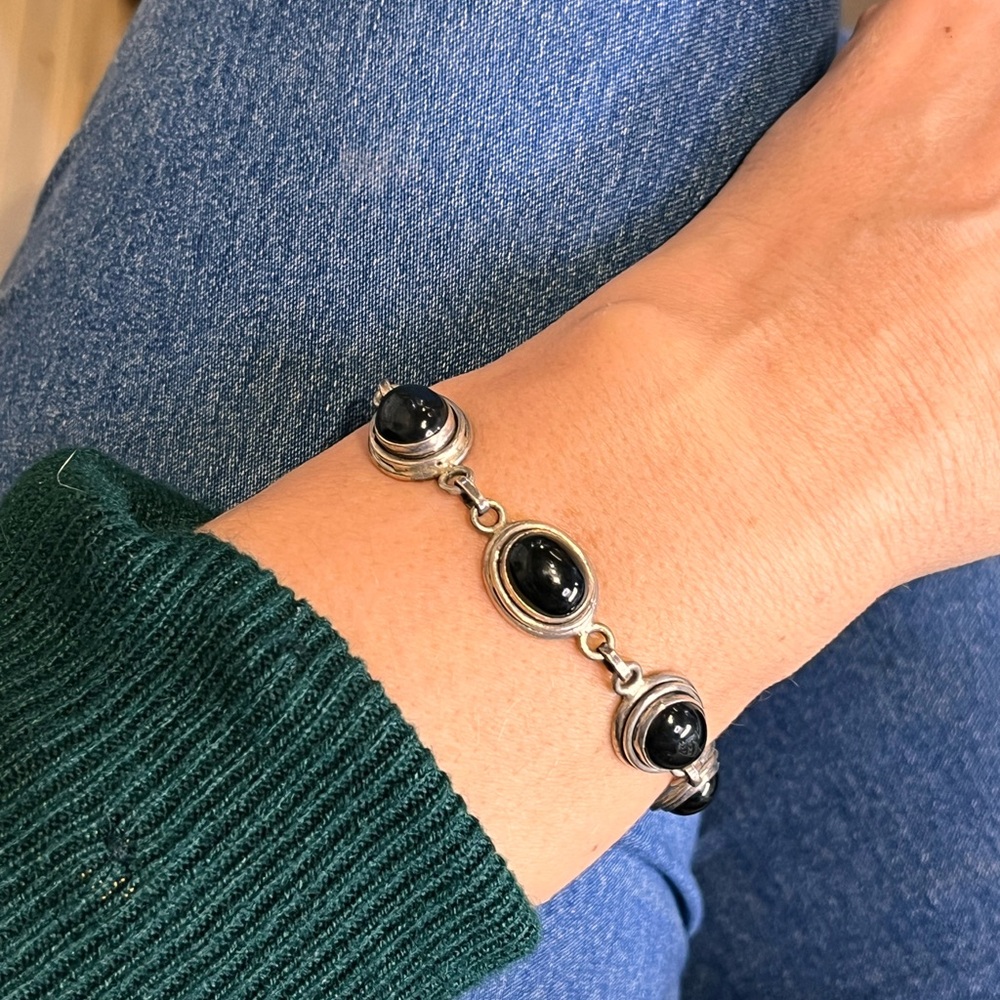 Vintage Sterling and Black Onyx Cabochon Bracelet